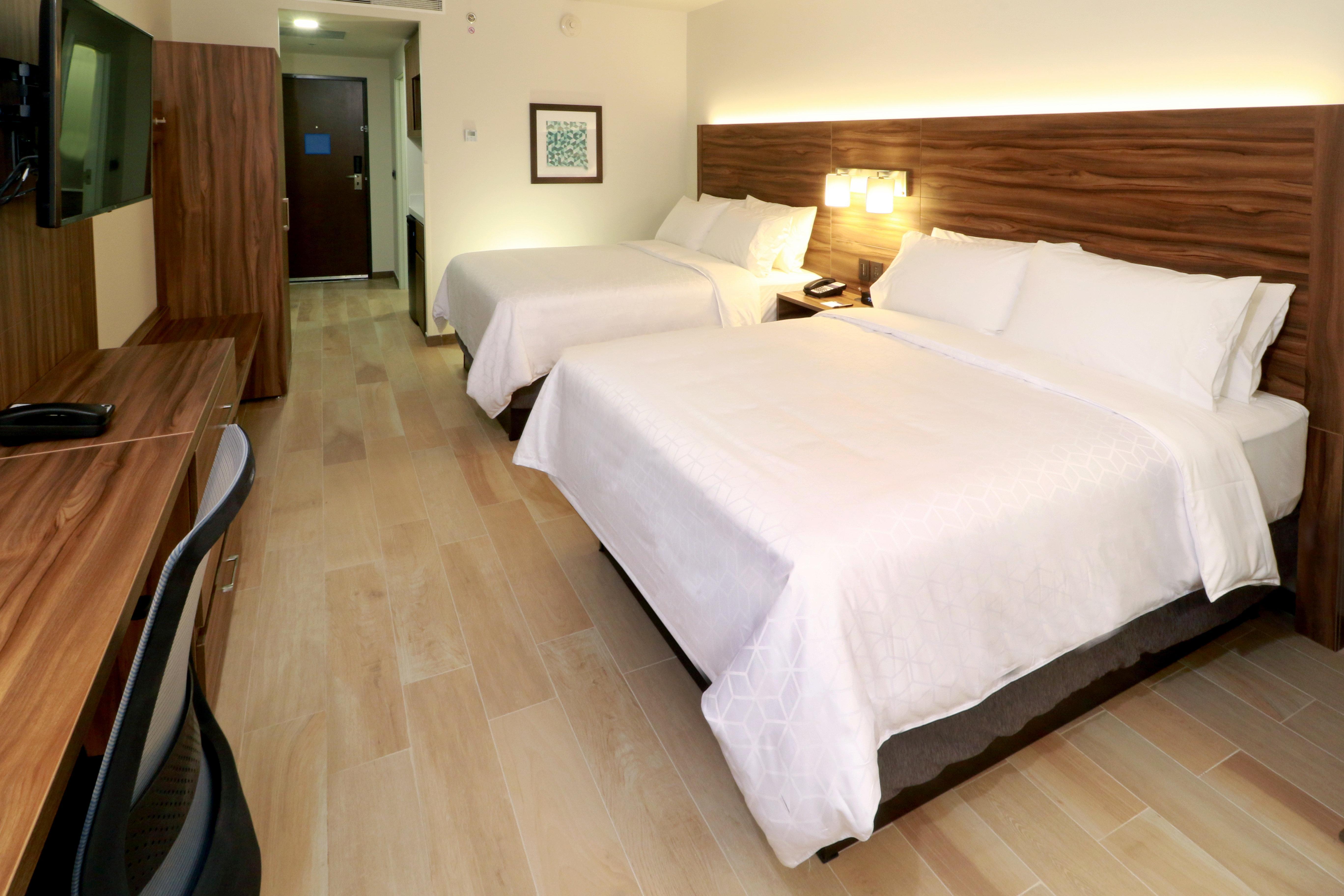 Holiday Inn Express & Suites - Playa Del Carmen, An Ihg Hotel Exterior photo